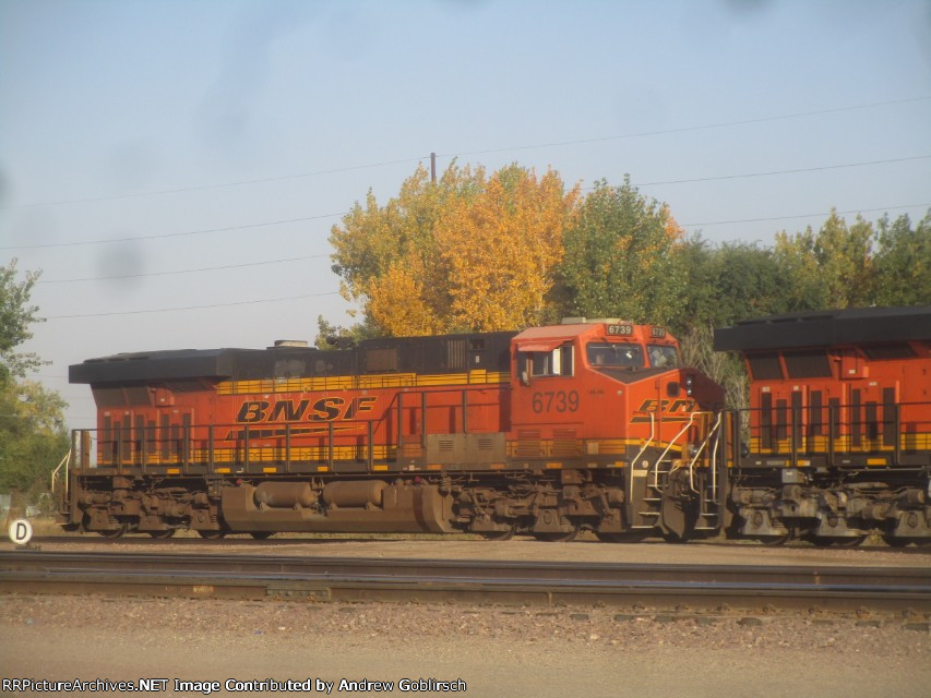 BNSF 6739